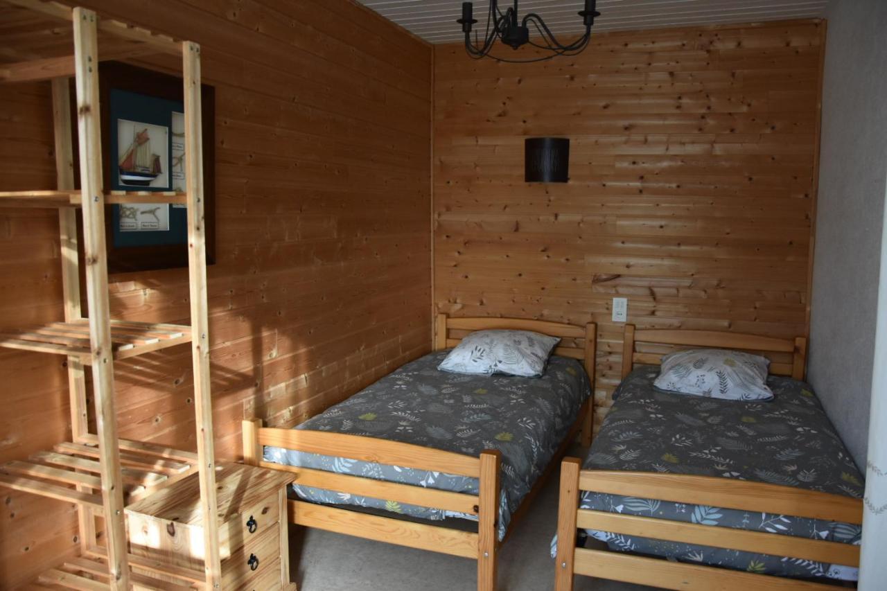 Ker-Loen Bed and Breakfast Val-Couesnon Exteriör bild