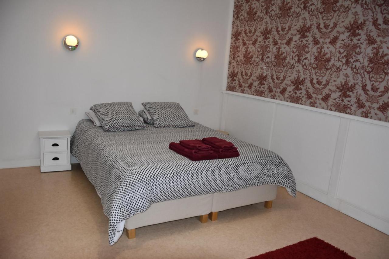 Ker-Loen Bed and Breakfast Val-Couesnon Exteriör bild