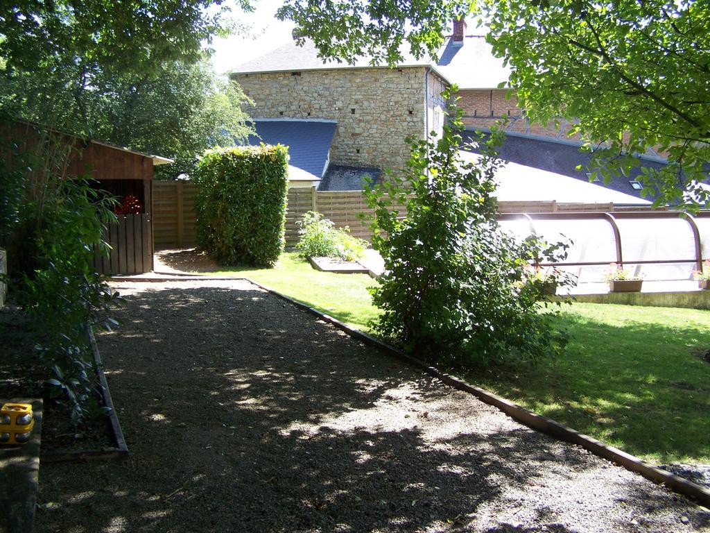 Ker-Loen Bed and Breakfast Val-Couesnon Exteriör bild